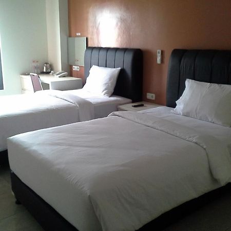 בנדונג Asoka Inn מראה חיצוני תמונה